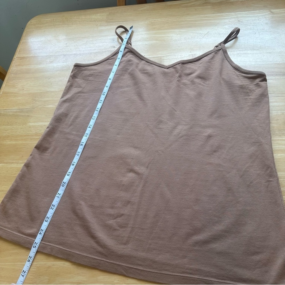 Old Navy Brown / Beige First Layer V Neck Tank Camisole Size 1X Plus Size - Picture 4 of 6